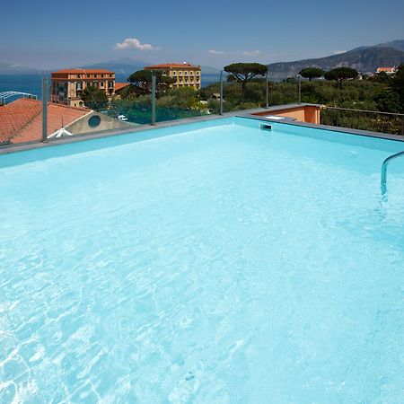 Hotel Palazzo Guardati Sorrento Exterior foto