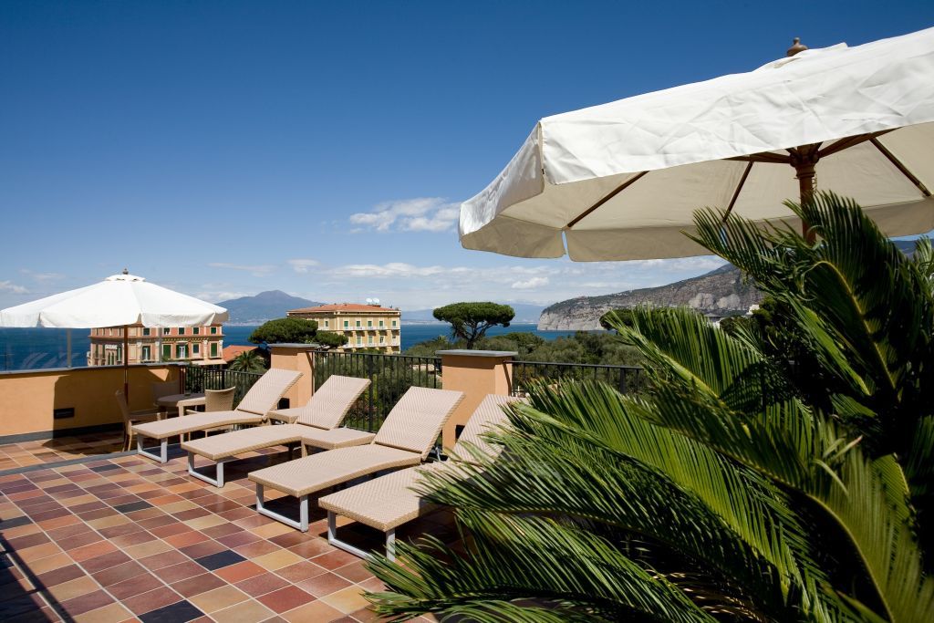 Hotel Palazzo Guardati Sorrento Exterior foto