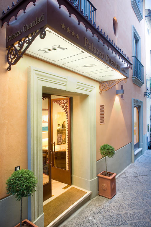 Hotel Palazzo Guardati Sorrento Exterior foto